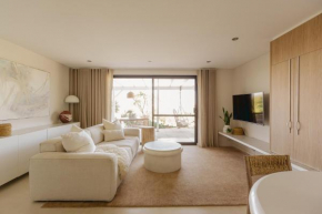 Scarborough Beach Retreat, Perth